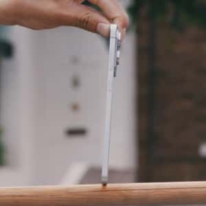 Smartphones Balancing Objects in a fake-out-of-home ad of Samsung