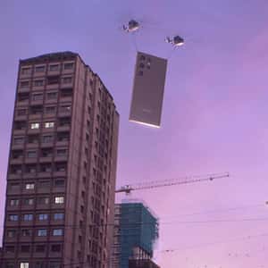 Smartphones Delivery Across the City in a fake-out-of-home ad of Samsung