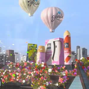 Air Freshener Delivered by Hot Air Balloon in a fake-out-of-home ad of Glade
