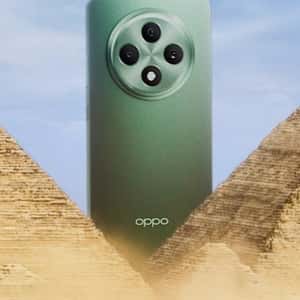 Smartphone Rises between Pyramids in a fake-out-of-home ad of OPPO