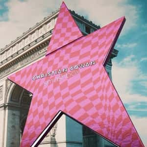 Star-shaped Makeup Stands at Monument in a fake-out-of-home ad of Smash Box