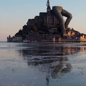 Jeans Rest on Castle in a fake-out-of-home ad of Celio
