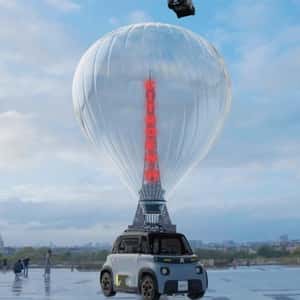 Hot Air Balloons Carry Cars in a fake-out-of-home ad of Citroën