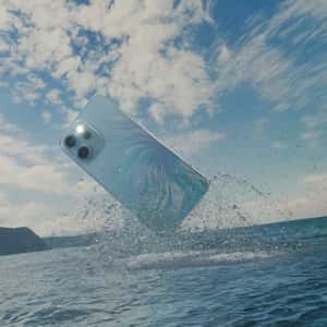 Smartphone Breaching in the Ocean in a fake-out-of-home ad of OPPO