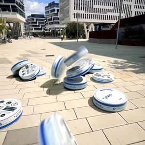 Product Multiplies on Street in a fake-out-of-home ad of Skurf