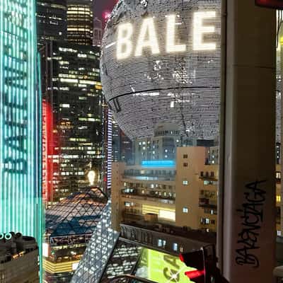 Futurisctic Cityscape with Spaceships in a fake-out-of-home ad of Balenciaga