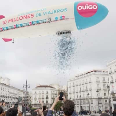 Airship Releases Discount Coupons in a fake-out-of-home ad of OUIGO