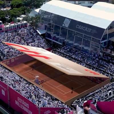 Box Flips Open Reveals Tennis Court in a fake-out-of-home ad of CTT
