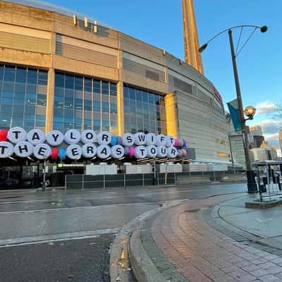 Taylor Swift Bracelet Hangs in Stadium in a fake-out-of-home ad of KiSS 925