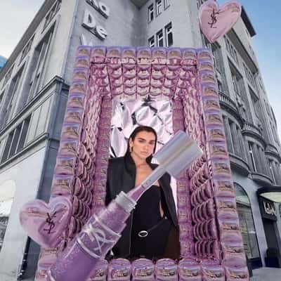 Lip Gloss Emerges from 3D Installation in a fake-out-of-home ad of KaDeWe