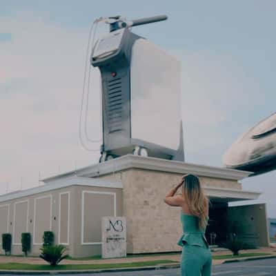 UFO Drops Derma Laser System in a fake-out-of-home ad of Fotona