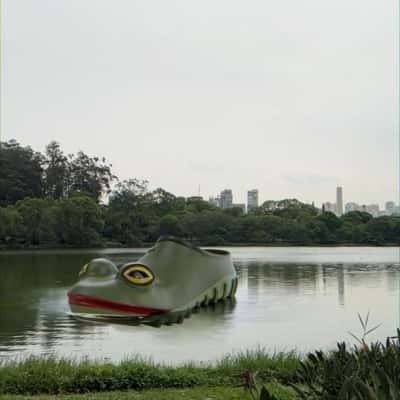 Frog Loafer Drifts on River in a fake-out-of-home ad of Farfetch