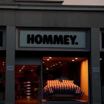 Beds Float into the Sky in a fake-out-of-home ad of Hommey