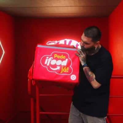 Chocolates Spill from Delivery Box in a fake-out-of-home ad of KitKat